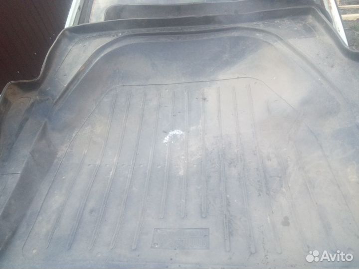 Корик в багажник для ваз газ