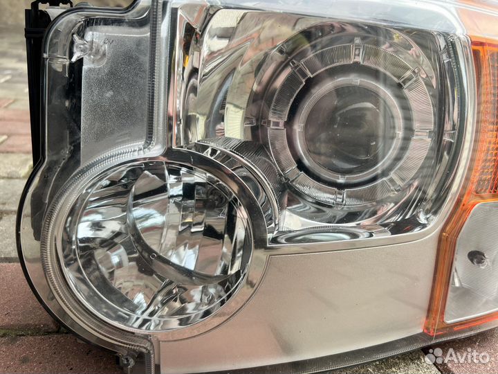 Фара правая Land Rover Discovery 3