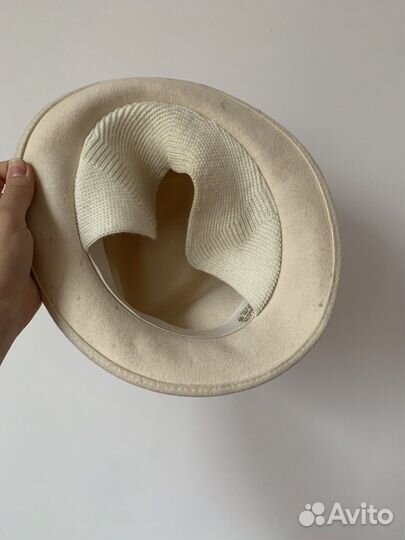 Шляпа с полями белая 100 шерсть