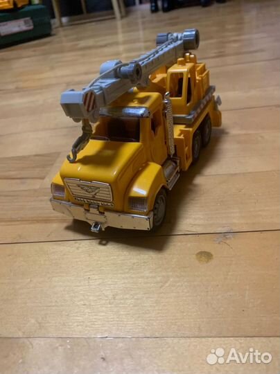 Игрушка авторкран (Driven )