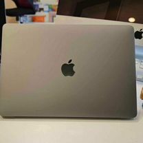 Macbook PRO 2017 touch bar 512GB i5 ram 8Gb