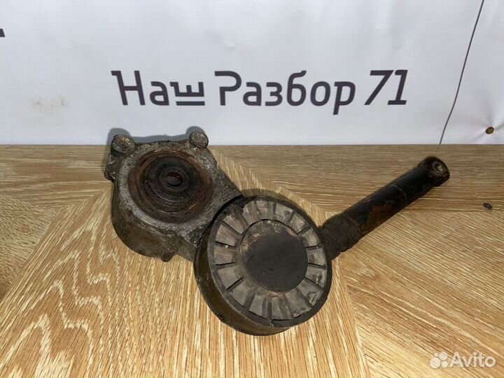 Натяжитель ремня Mercedes E w124