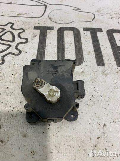 Моторчик заслонки отопителя Honda Accord 7/ CL9