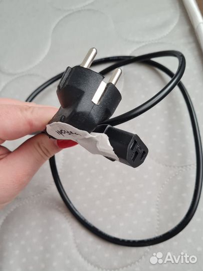 Системный блок. Компьютер. Пpоцесcор intel Core i3