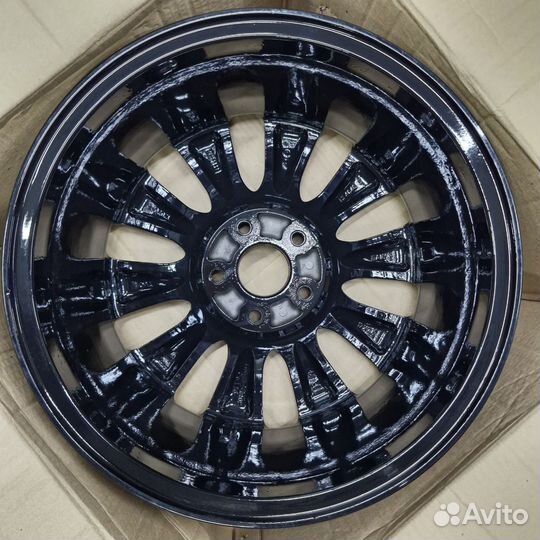 Оригинал Honda Civic 5D рестайлинг R17 5x114,3