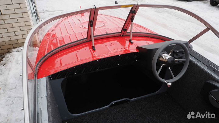 Рулевая консоль на лодку