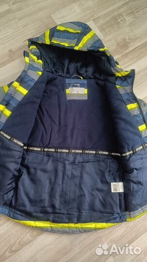 Демисезонная куртка 104-110