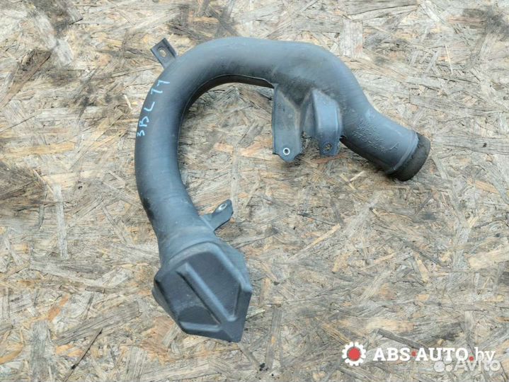 Патрубок воздушного фильтра Toyota Rav 4 3