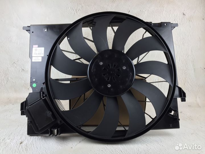 Вентилятор Mercedes W211 A2115001893 850Ватт