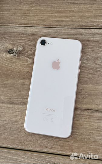 iPhone 8, 64 ГБ