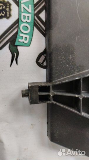 Диффузор радиатора Nissan Serena С25 MR20DE 2006