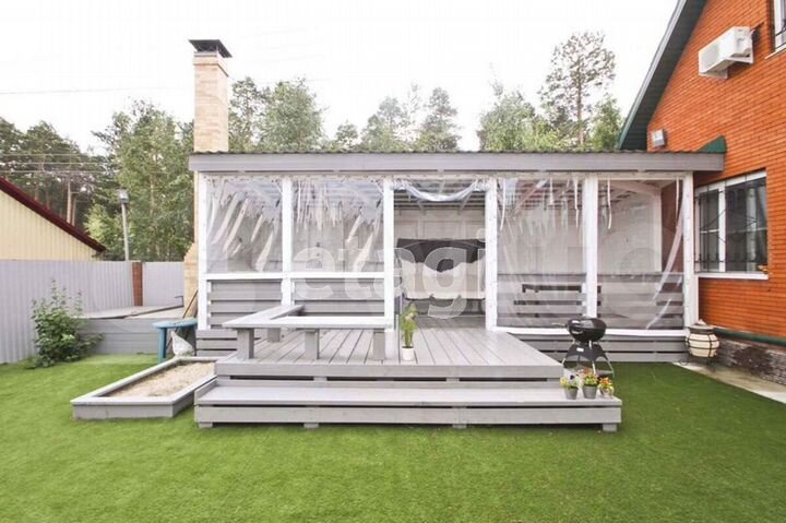 Дом 111,5 м² на участке 4,3 сот.