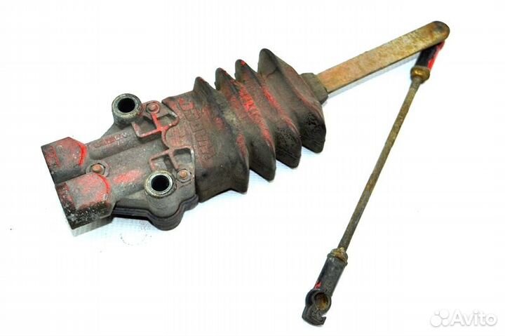 Кран уровня пола кабины, передний volvo FH16 (01.9