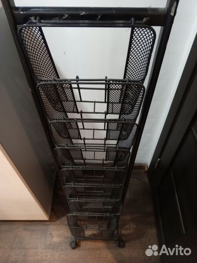 Стеллаж для журналов