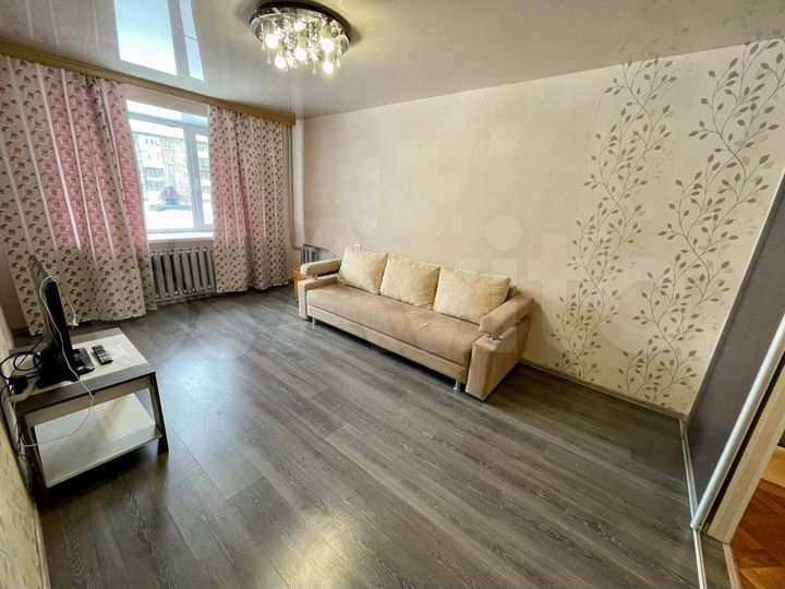 2-к. квартира, 45 м², 2/9 эт.