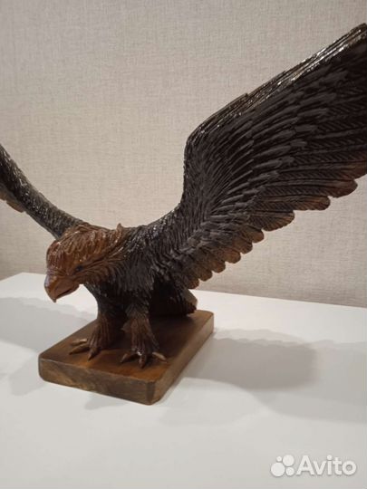 Сувенир. Резьба по дереву. Орёл