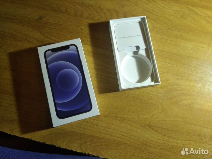 Коробка iPhone 12 mini