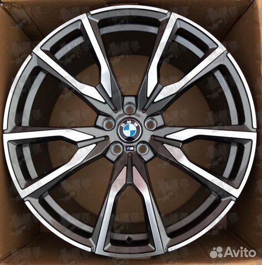 Литые диски на BMW X5 x6 R21