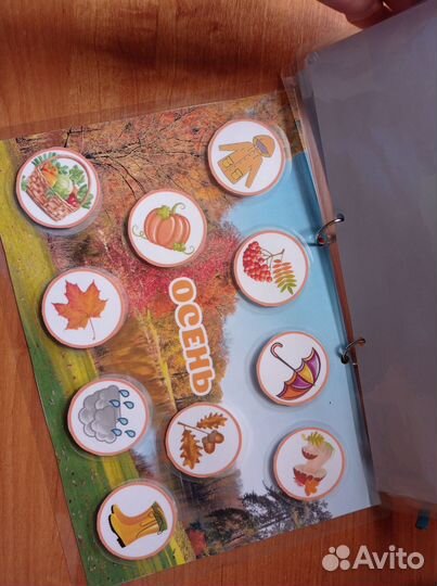 Детская игра на липучках. Развивающая книжка