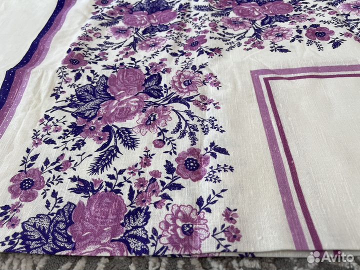 Скатерть лен СССР новая(1.5*1.5)