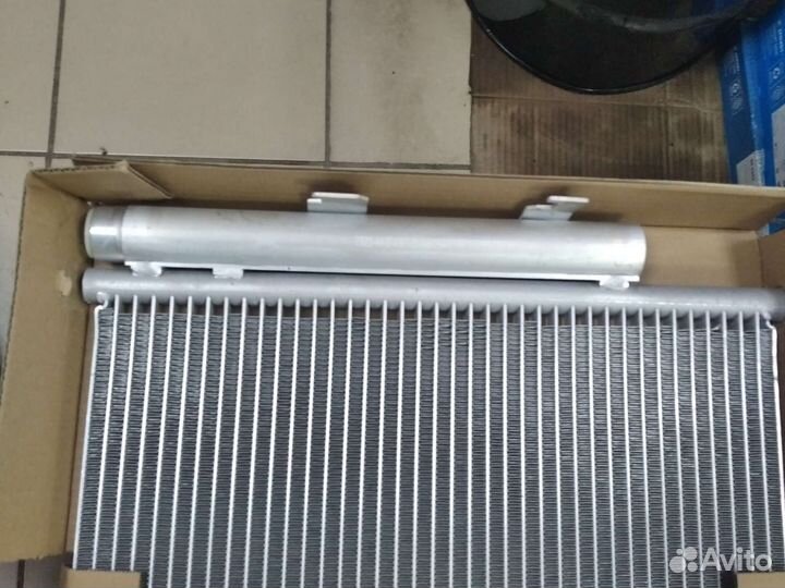 Радиатор кондиционера Шевроле Кобаль Авео
