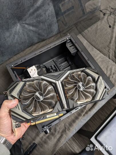 Видеокарта Nvidia RTX 2070 GameRock Premium
