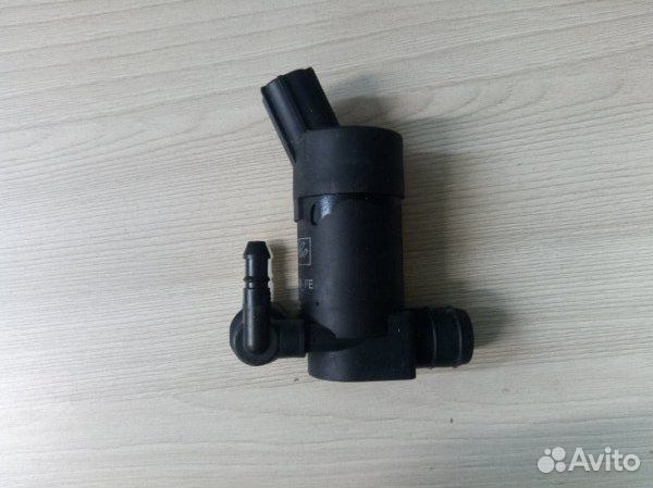 Насос омывателя Ford C-Max универсал 1 2008-2010
