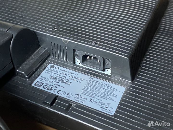 Монитор lg flatron L204WT-BF