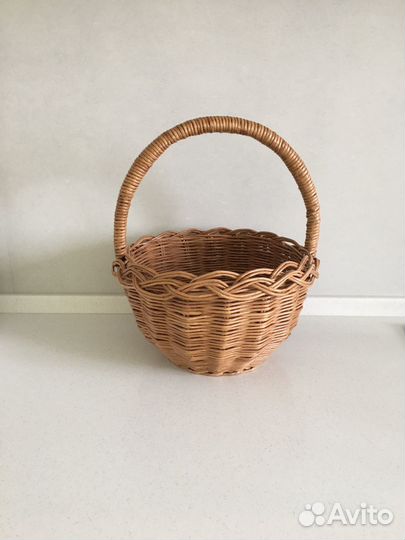 Плетёная корзина