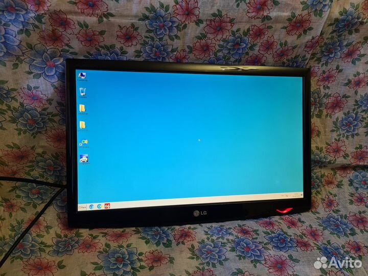 Монитор lg flatron 22