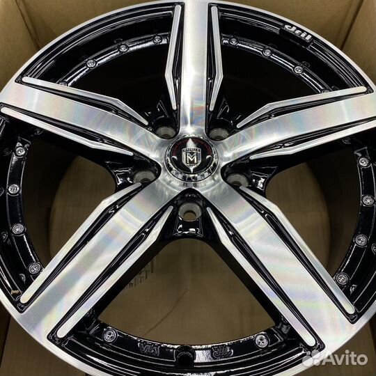 Диски новые 17 дюймов 5/114,3