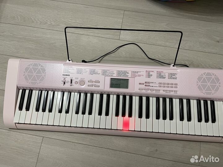 Синтезатор casio lk-127