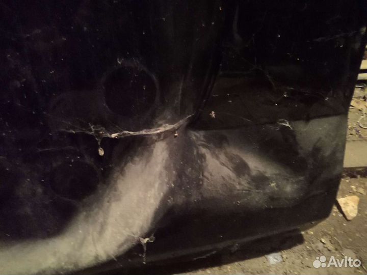 Дверь багажника от ланд крузер120