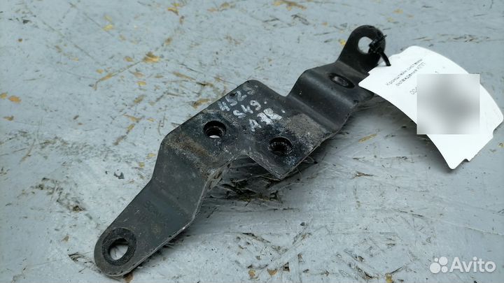 1817895 Кронштейн системы охлаждения кпп scania