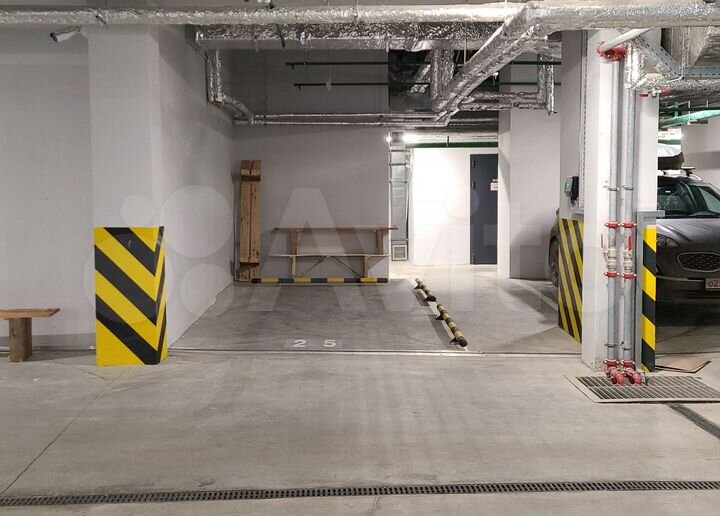 Машиноместо, 16 м²