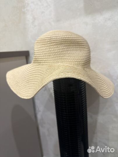 Соломенная шляпа HM