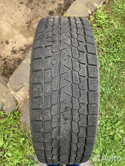 Yokohama Ice Guard G075 225/65 R17