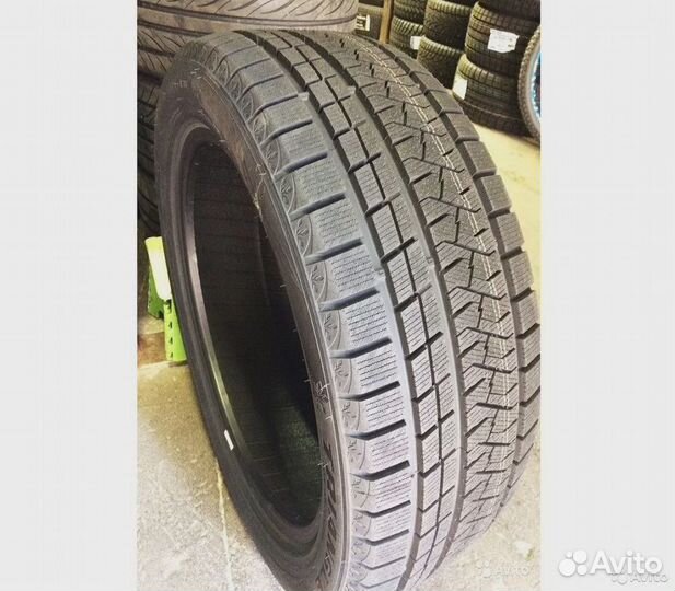 Triangle Trin PL02 295/40 R20 109V