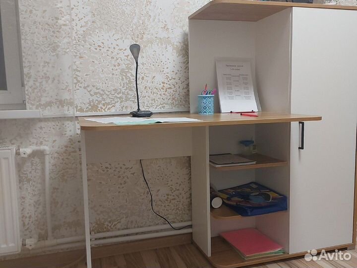 Стол компьютерный