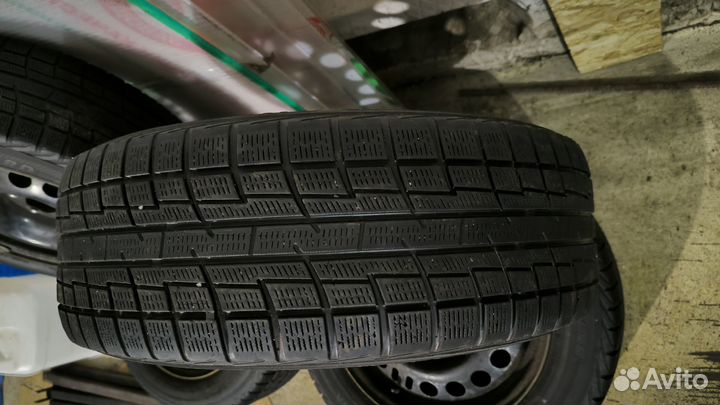 Yokohama Ice Guard IG30 205/60 R16 96H