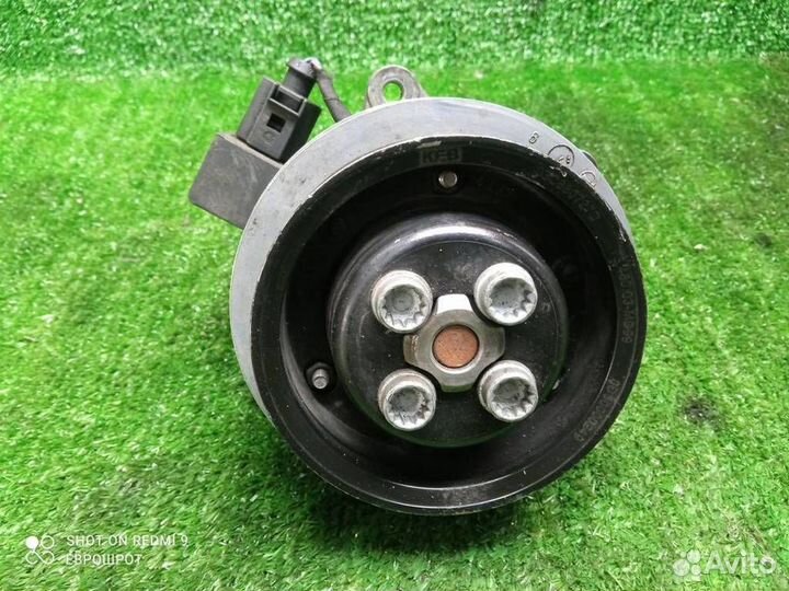 Насос водяной (помпа) Volkswagen Jetta 5 (2006-20