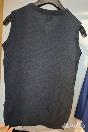 Жилет на мальчика 140-160 размер