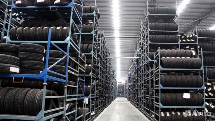 Westlake SA37 245/40 R20