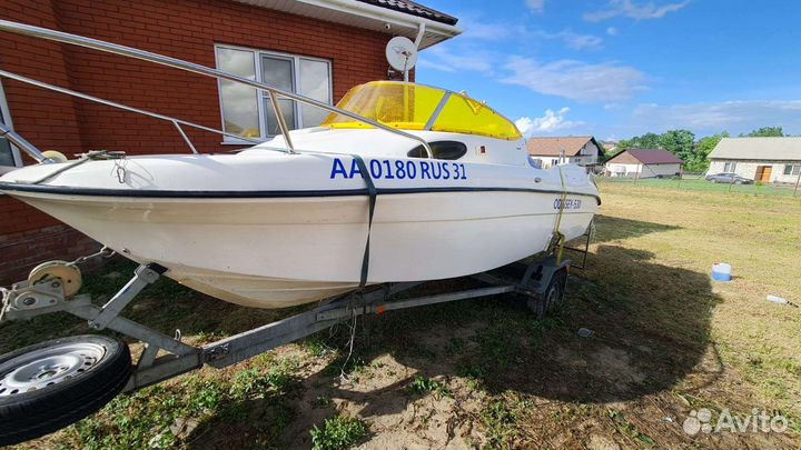 Катер Одиссей 530 каютный с мотором Yamaha 100 лс