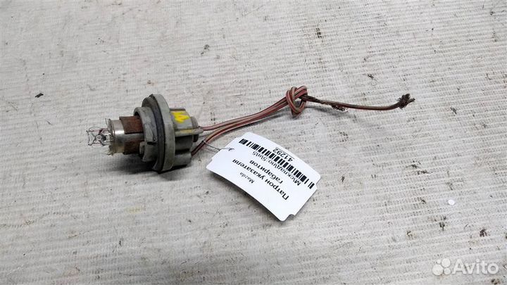 Патрон указателя габарита Mazda 626 GC 83-87г