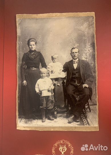 Старинная антикварная фотография семья дети 1890г