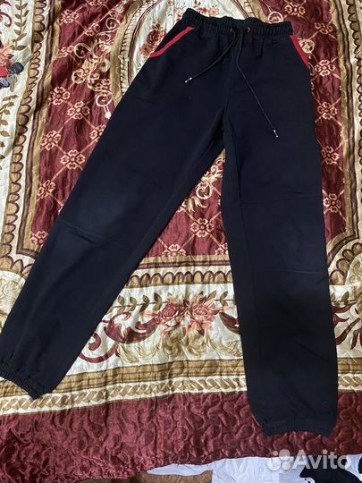 Спортивные штаны