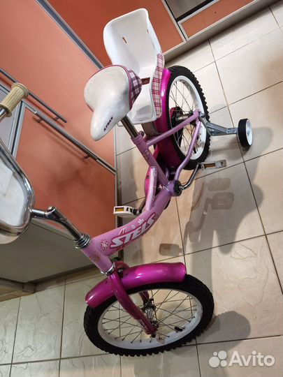 Велосипед для девочки 16 дюймов