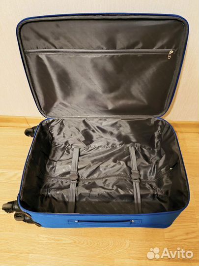 Чемодан на колесах бу