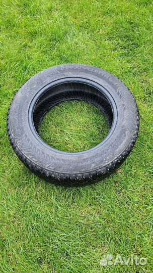 Nokian Tyres Hakkapeliitta 8 215/60 R16 99T